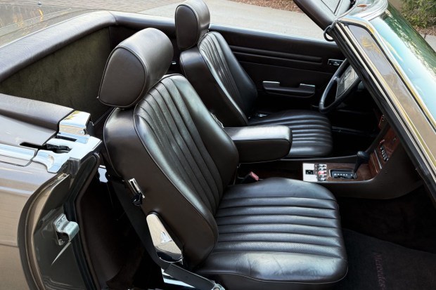 No Reserve: 1989 Mercedes-Benz 560SL