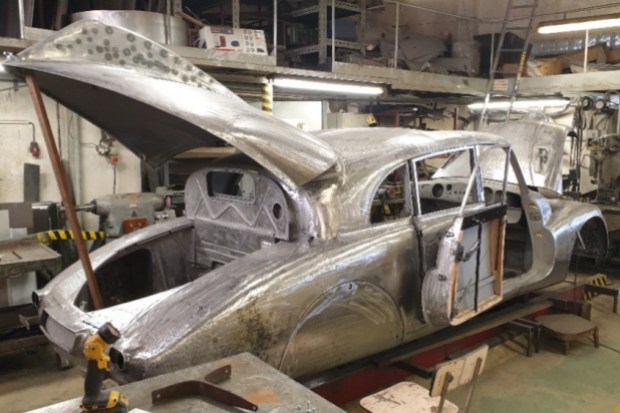 1941 Tatra T87