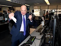 Why Jim Cramer thinks the stock market isn't loved