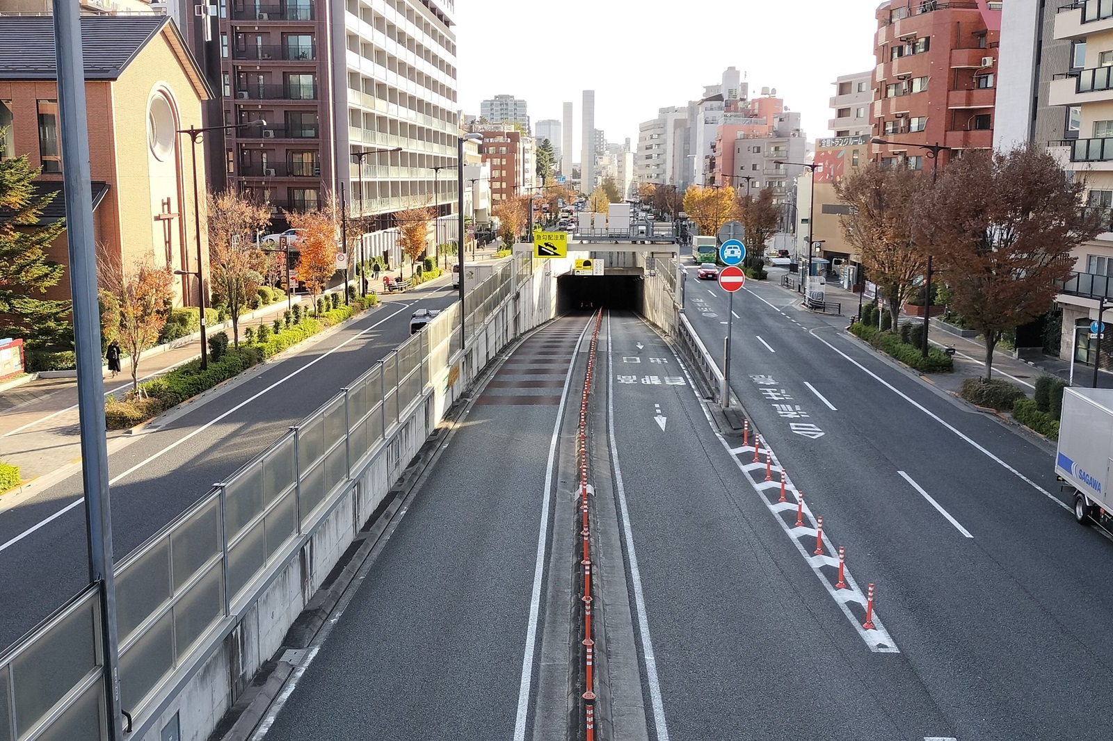 Yamate Tunnel, Japan – 11.3 miles (18.20km)